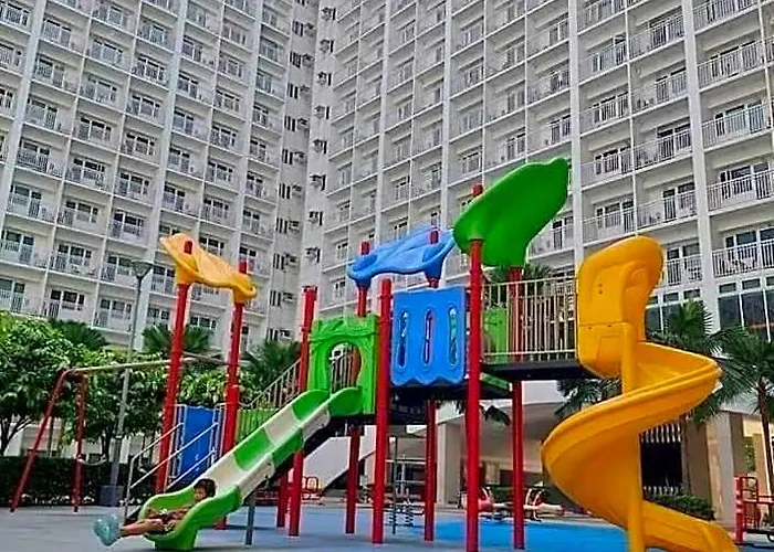 Hotel Staycation Shore @near Mall Of